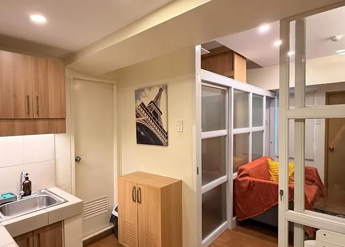 Cozy & Accessible In Greenfield District *