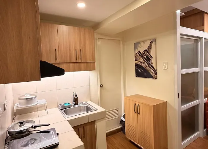 Cozy & Accessible In Greenfield District * Manila